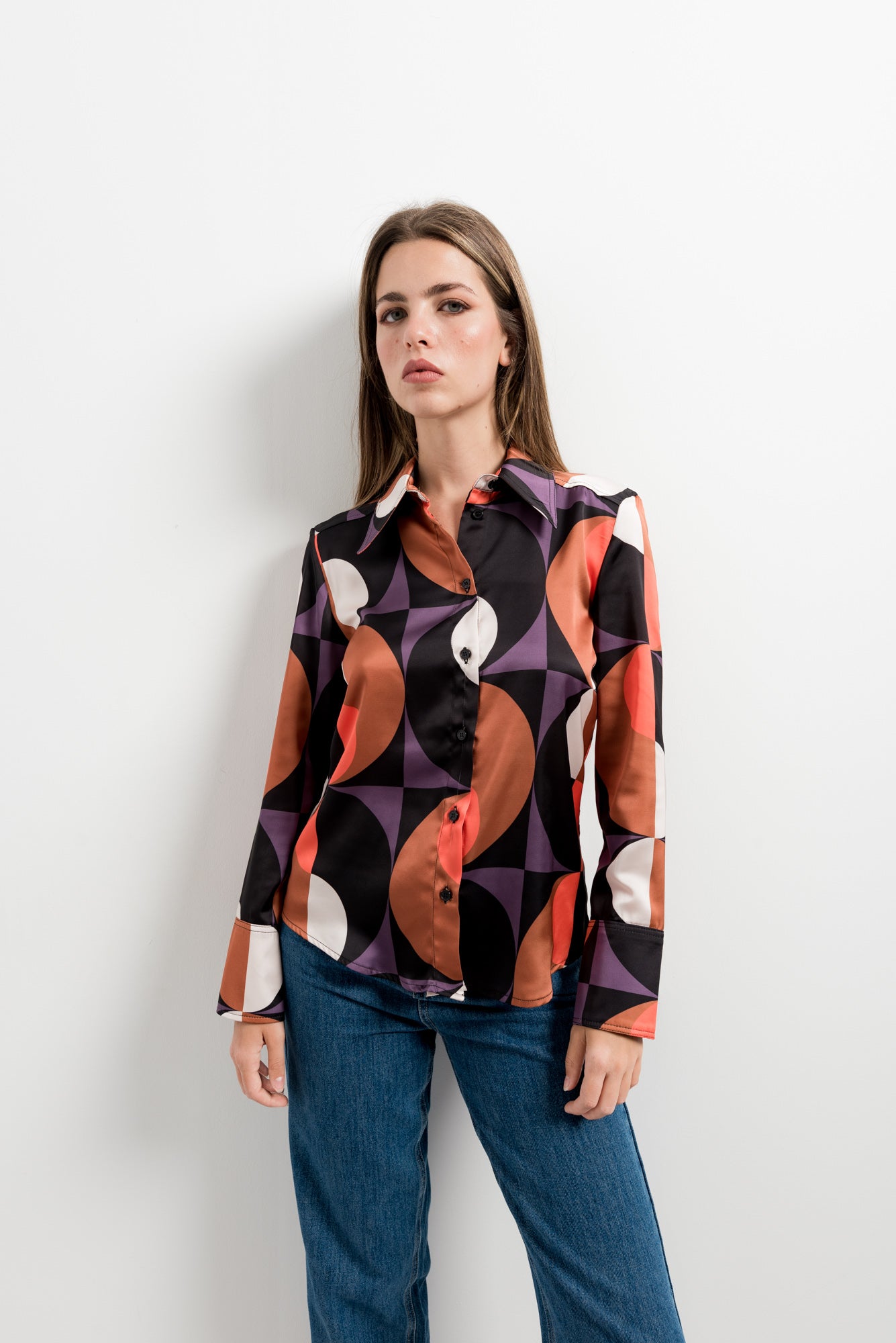 Camisa satinada estampada