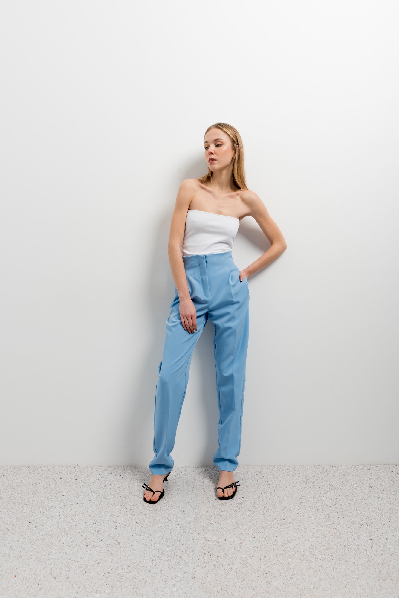 Pantalón tiro alto