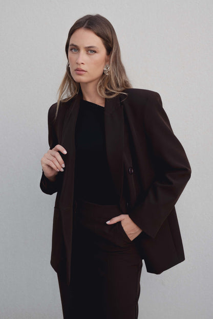 BLAZER OVERSIZED COM ABERTURA DUPLA