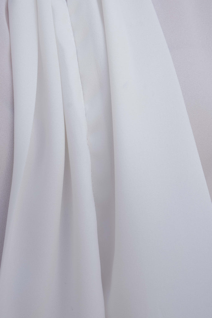 BLUSA COM LAÇO NO PESCOÇO