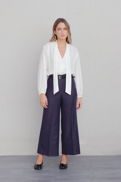 BLUSA FLUIDA COM LAÇO