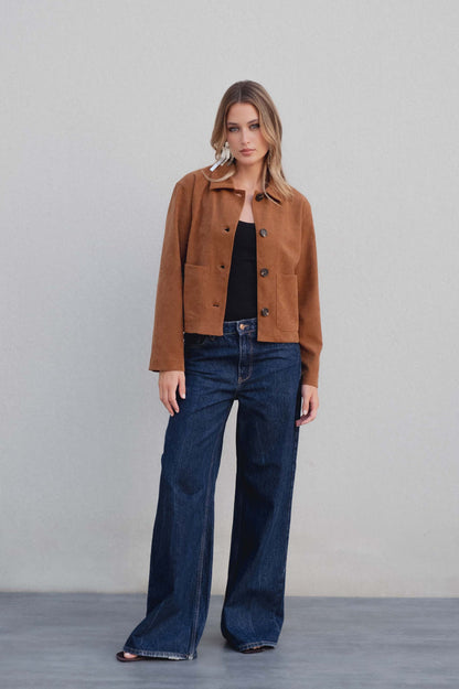 CASACO COM EFEITO DE CAMURÇA