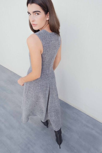 VESTIDO MIDI ESTRUTURADO