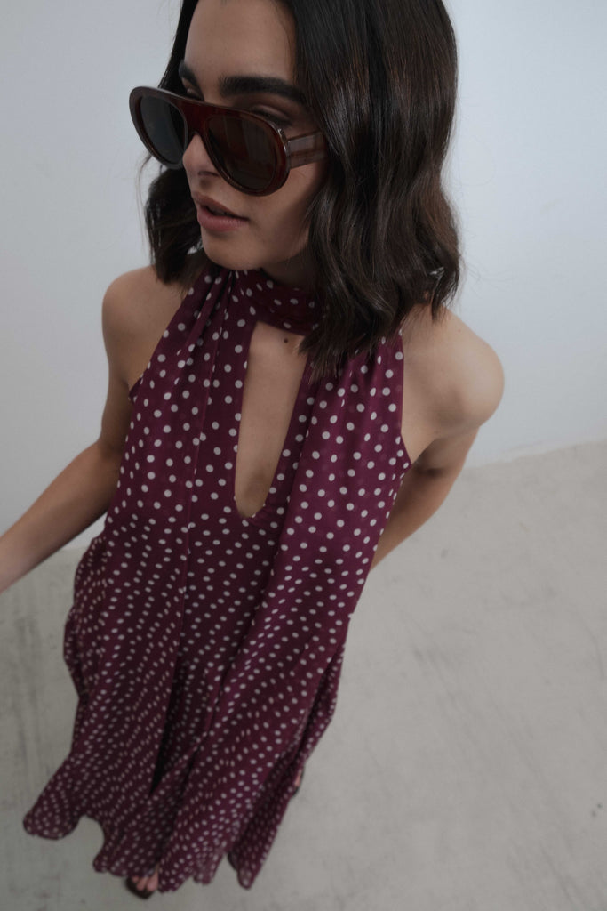 VESTIDO DE BOLINHAS COM LAÇO