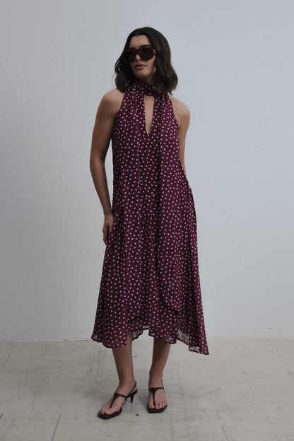 VESTIDO DE BOLINHAS COM LAÇO