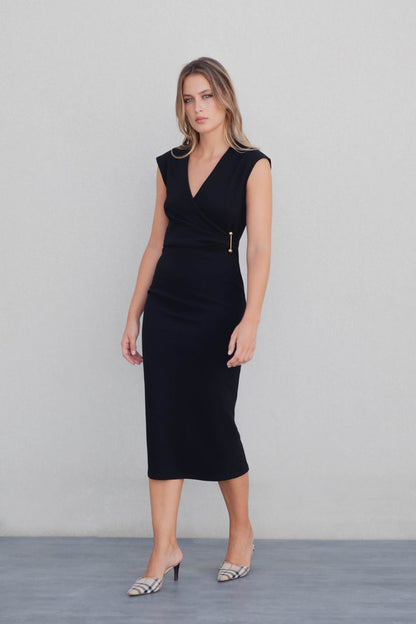 VESTIDO MIDI DE MALHA COM APLIQUE DOURADO